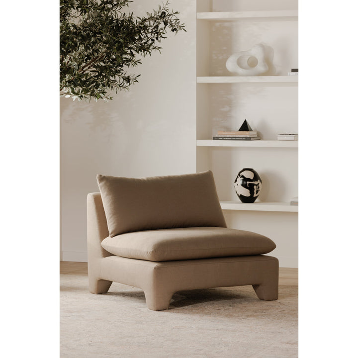 ESTELLE LOUNGE CHAIR