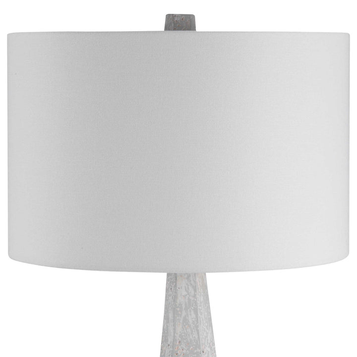 ESTONIA TABLE LAMP