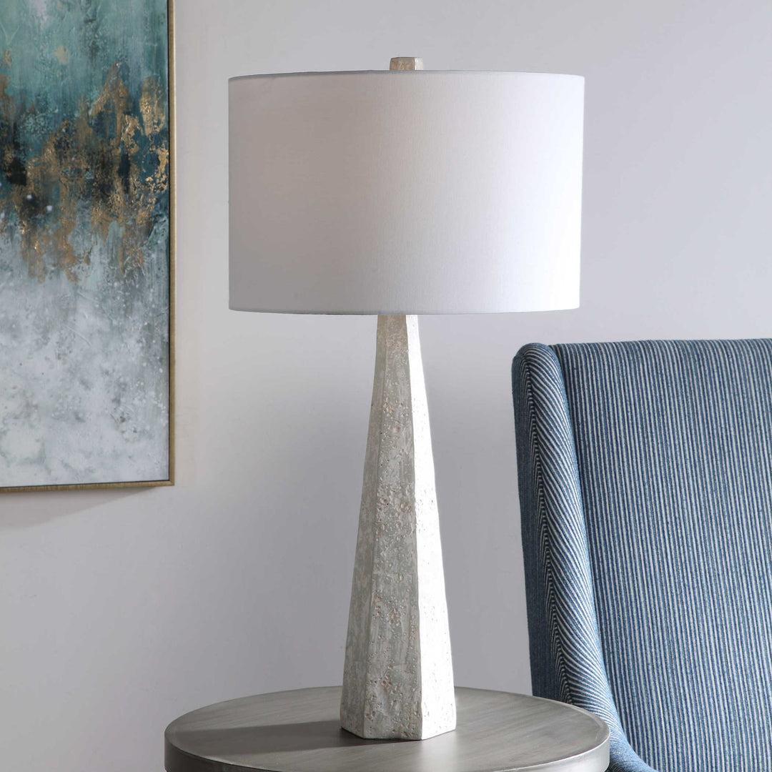 ESTONIA TABLE LAMP