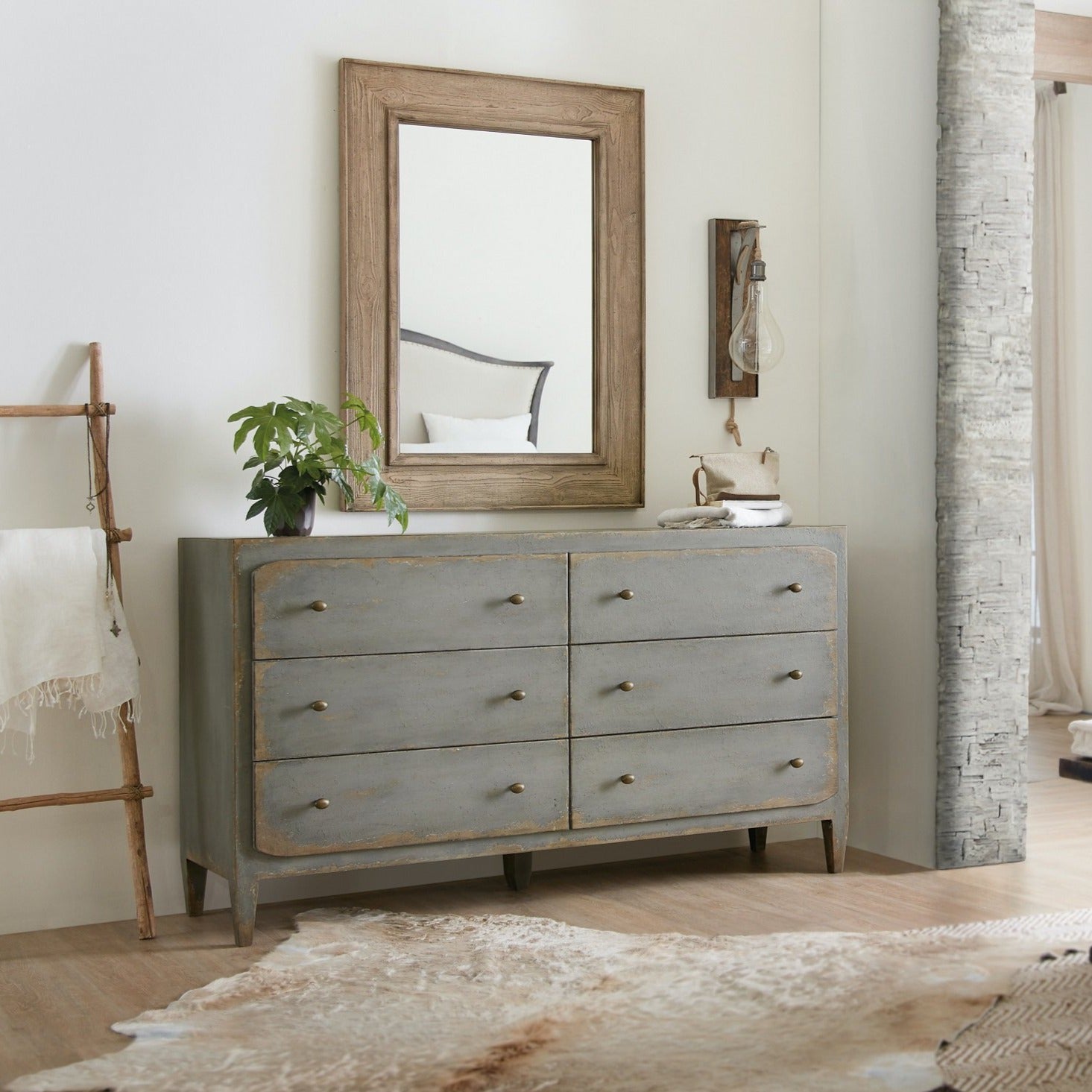 Hooker Furniture Ciao Bella Six Drawer Speckled Gray Dresser