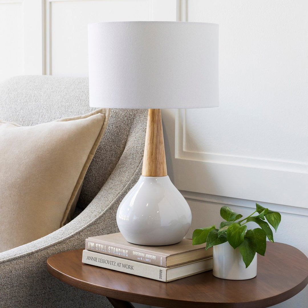 GAVIN BULB LAMP: WHITE