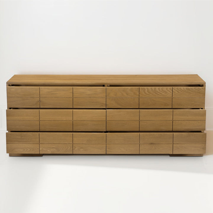 GIA BLOCKED OAK 6 DRAWER DRESSER