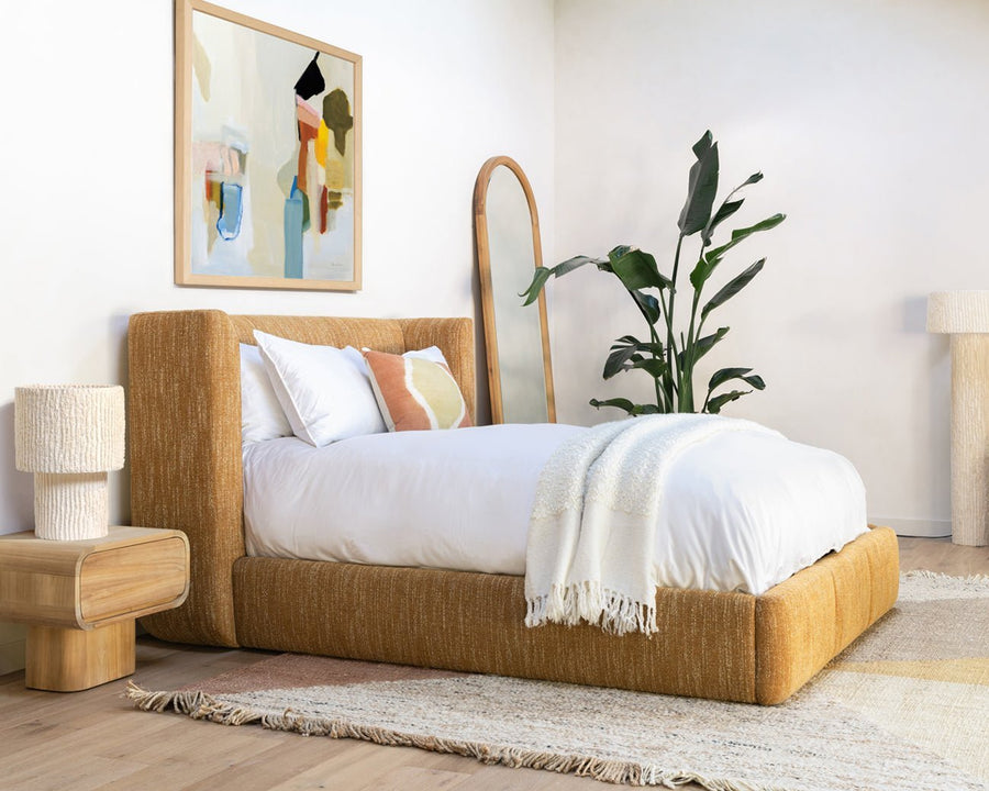 GINGER UPHOLSTERED PLATFORM BED