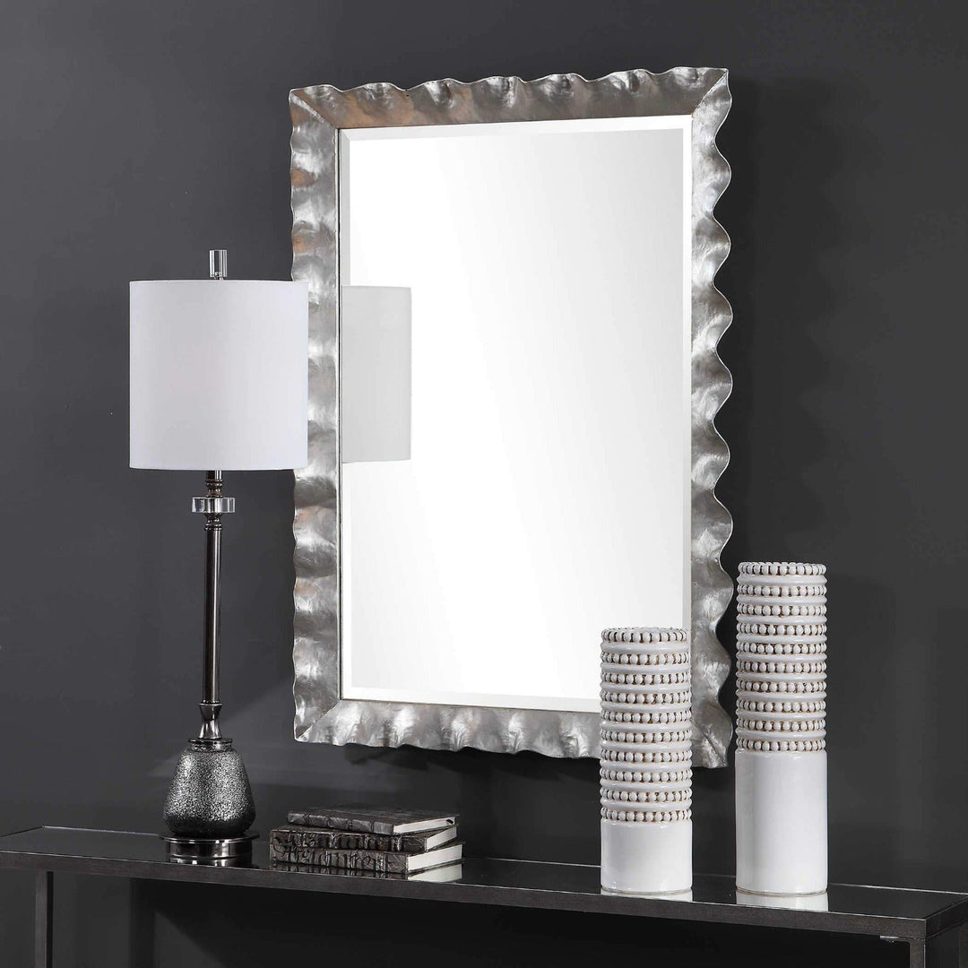 HAYA SCALLOPED EDGE SILVER LEAF MIRROR