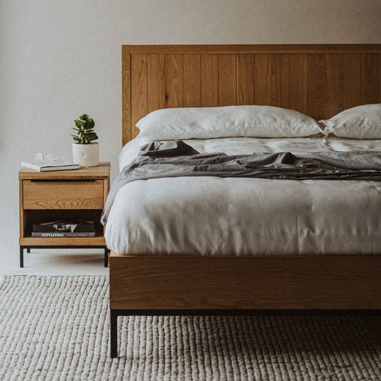 HOLSTED NATURAL OAK PLATFORM BED