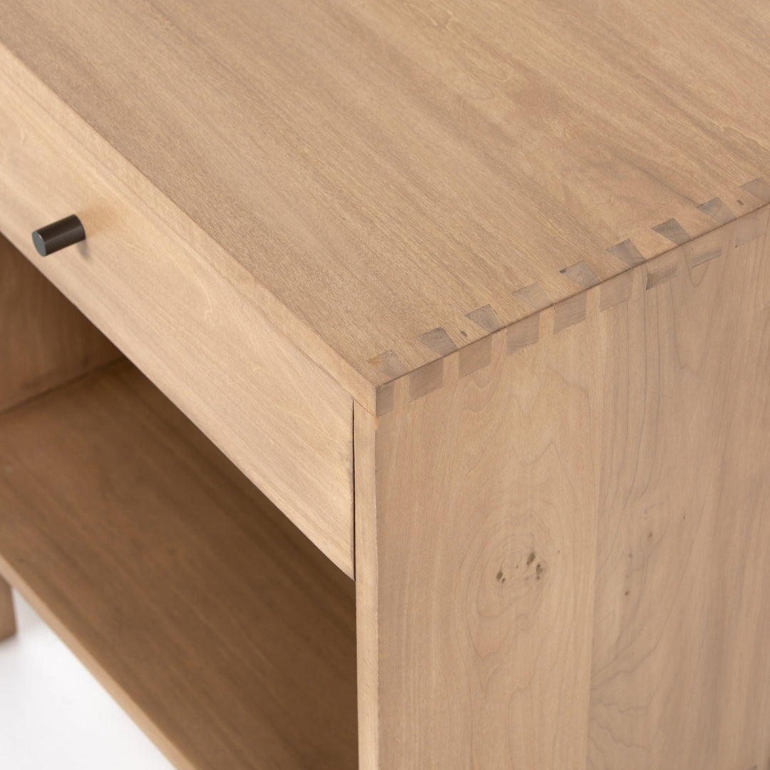 JANUS NIGHTSTAND: NATURAL