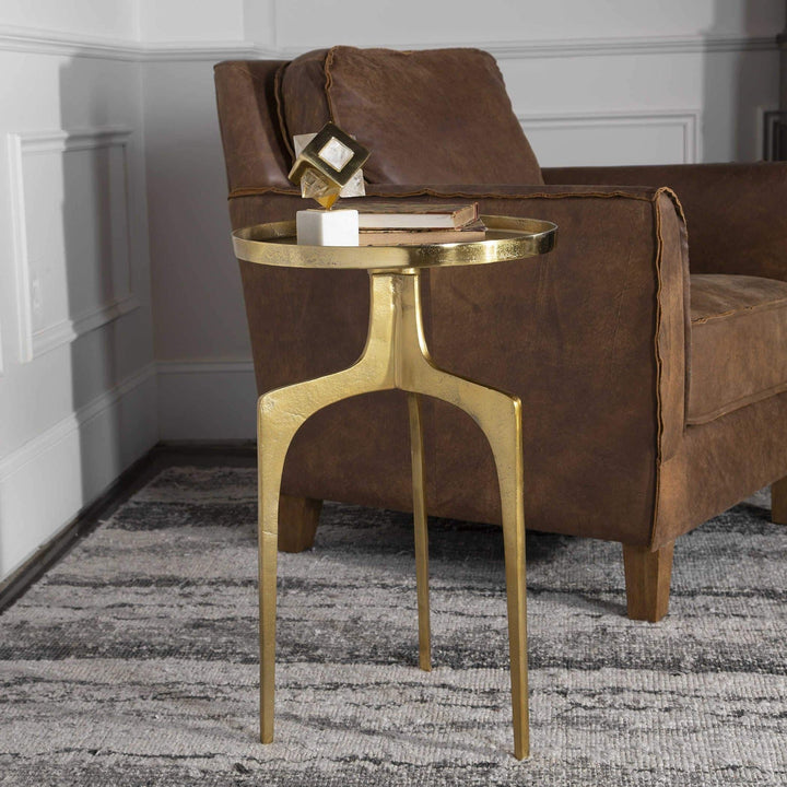 KENNA ROUND ACCENT TABLE