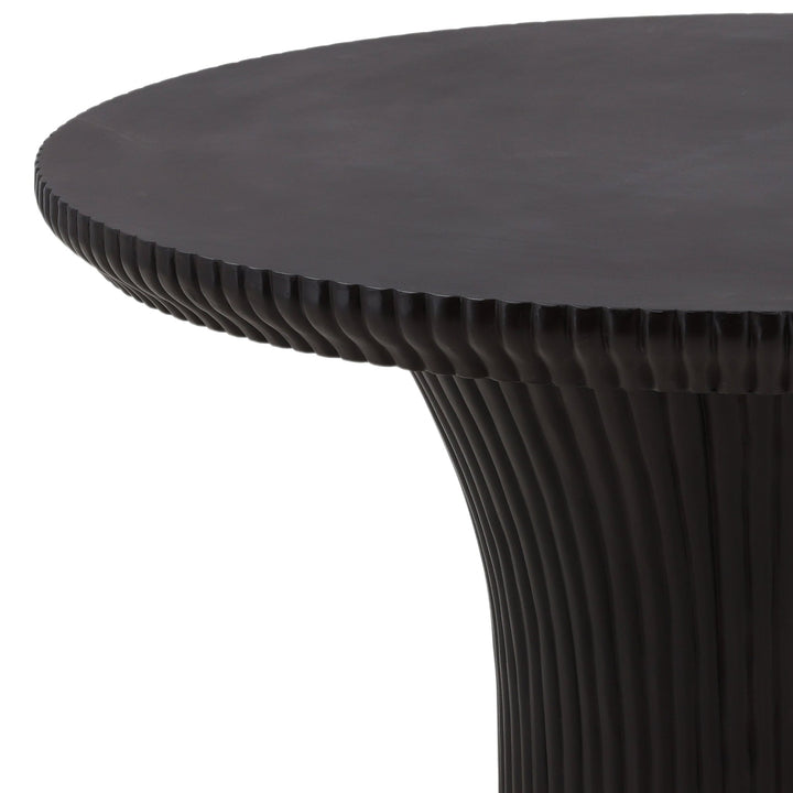 LAVA ROUND FLUTED CONCRETE DINING TABLE