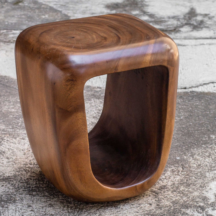 LOOPHOLE ACCENT STOOL