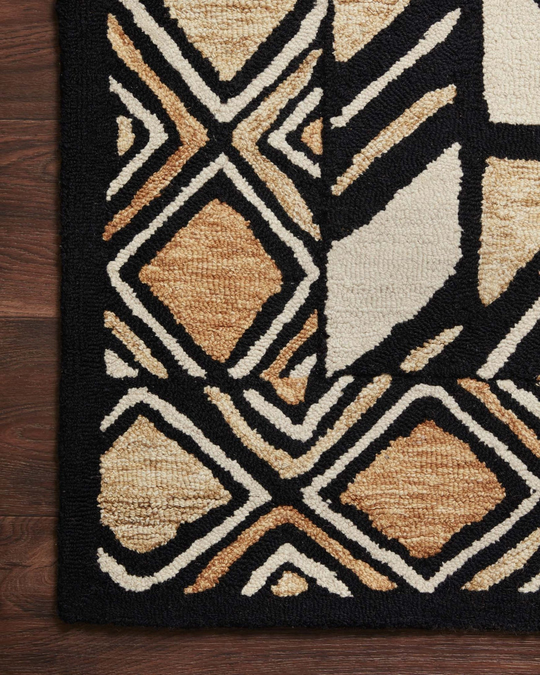 NALA HAND - TUFTED WOOL RUG: BLACK, CAMEL