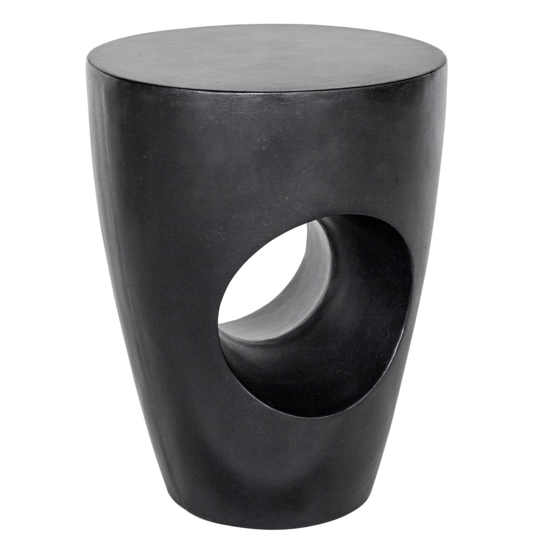 NOMO CONCRETE STOOL: BLACK