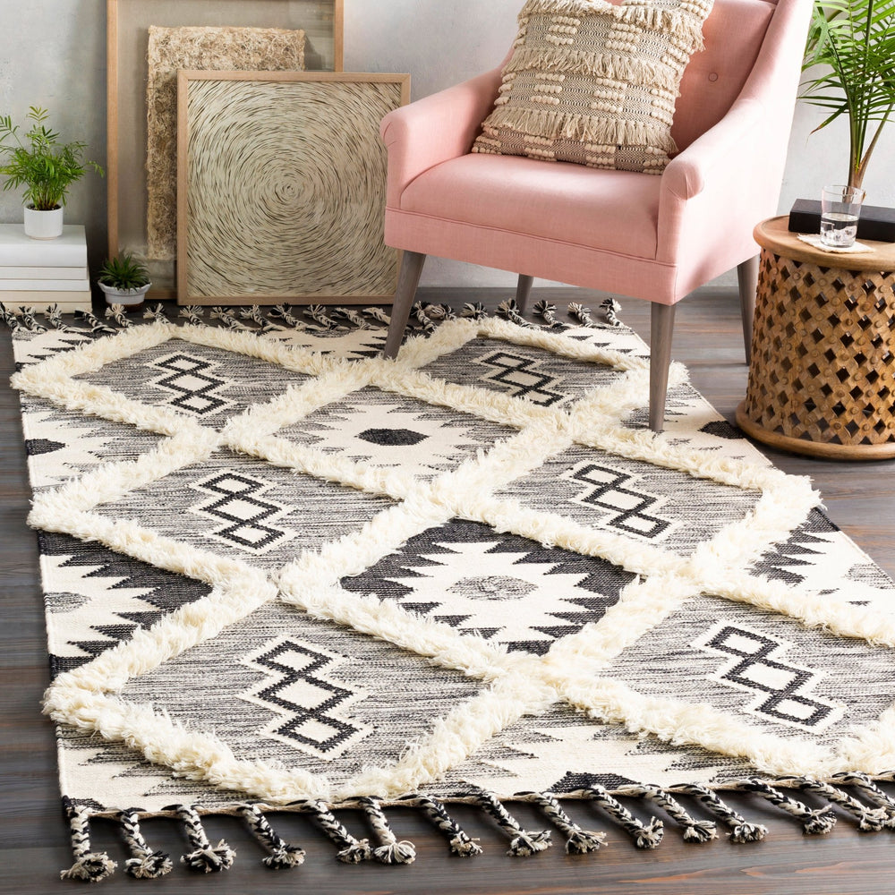 NURI HAND - WOVEN WOOL RUG