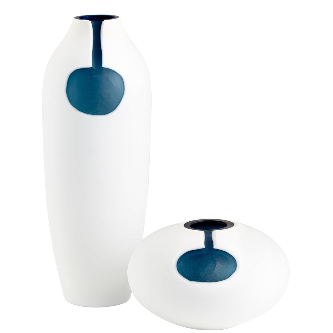 ORACLE WHITE + BLUE VASES