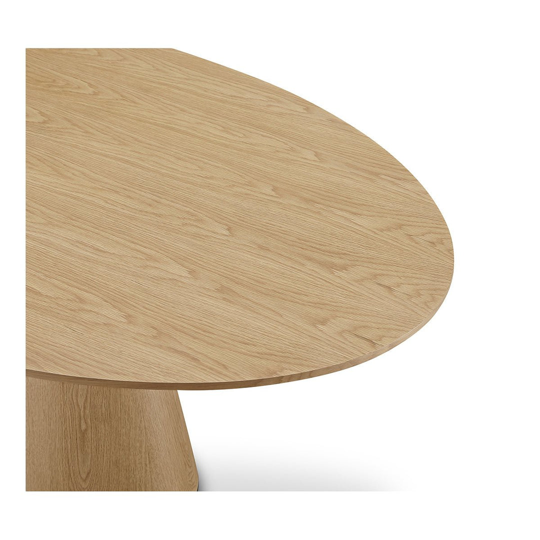 OTAGO OVAL DINING TABLE: OAK