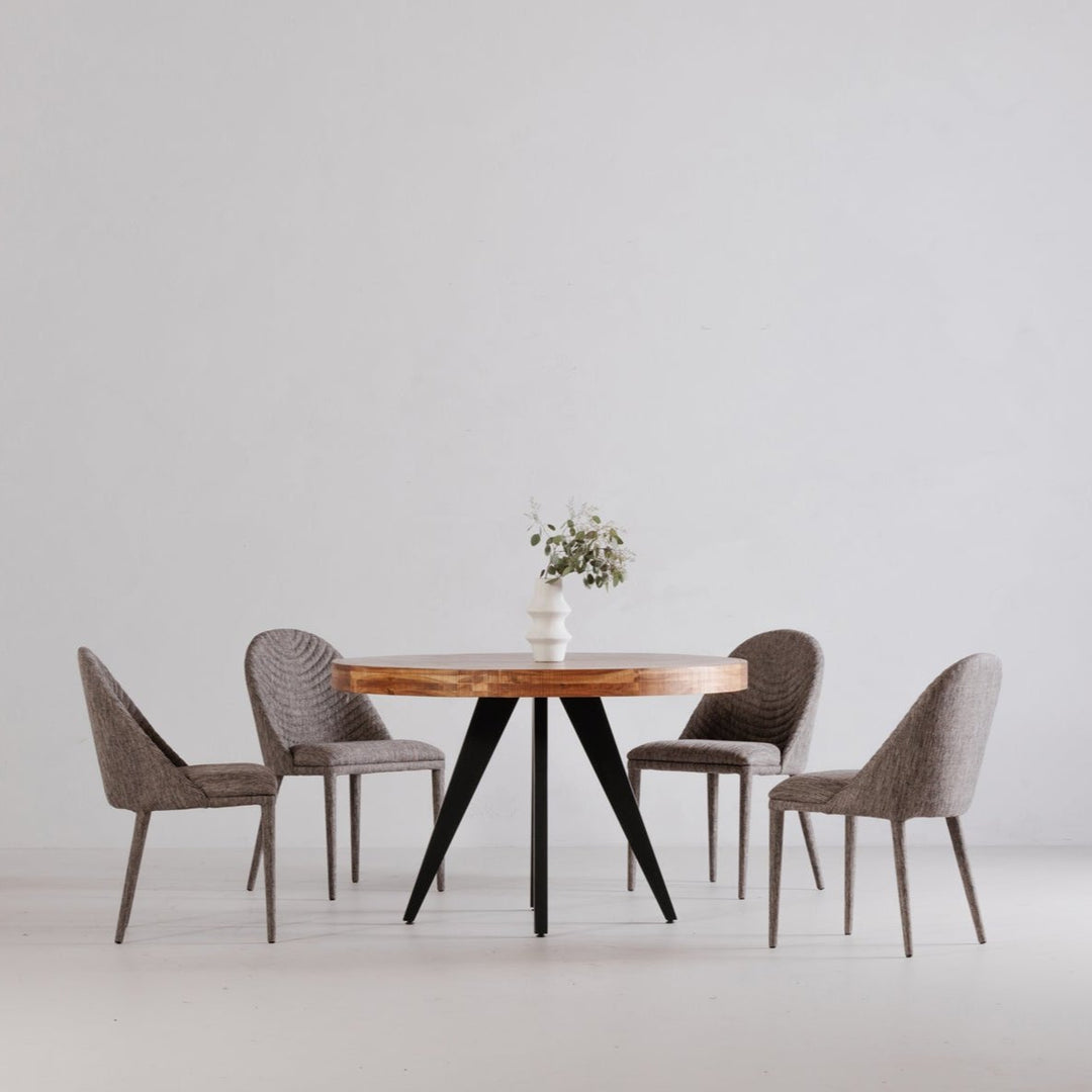 PARQ ROUND DINING TABLE