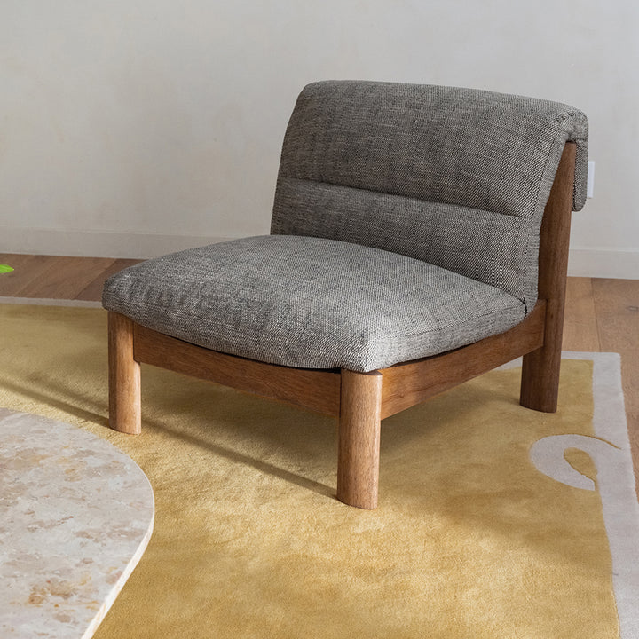 PIERCE CHAIR