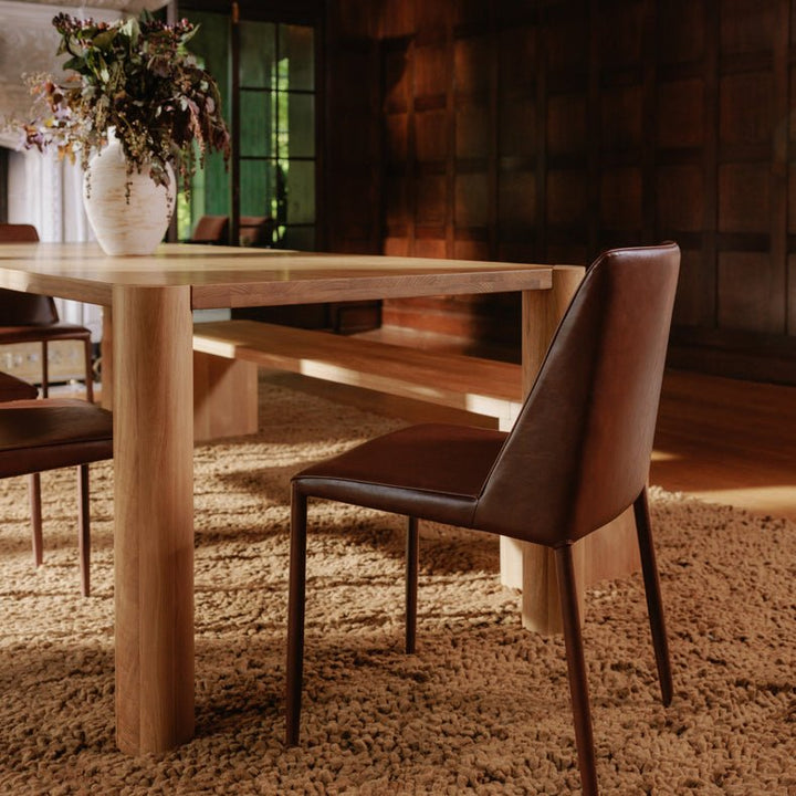 POST NATURAL OAK DINING BENCH