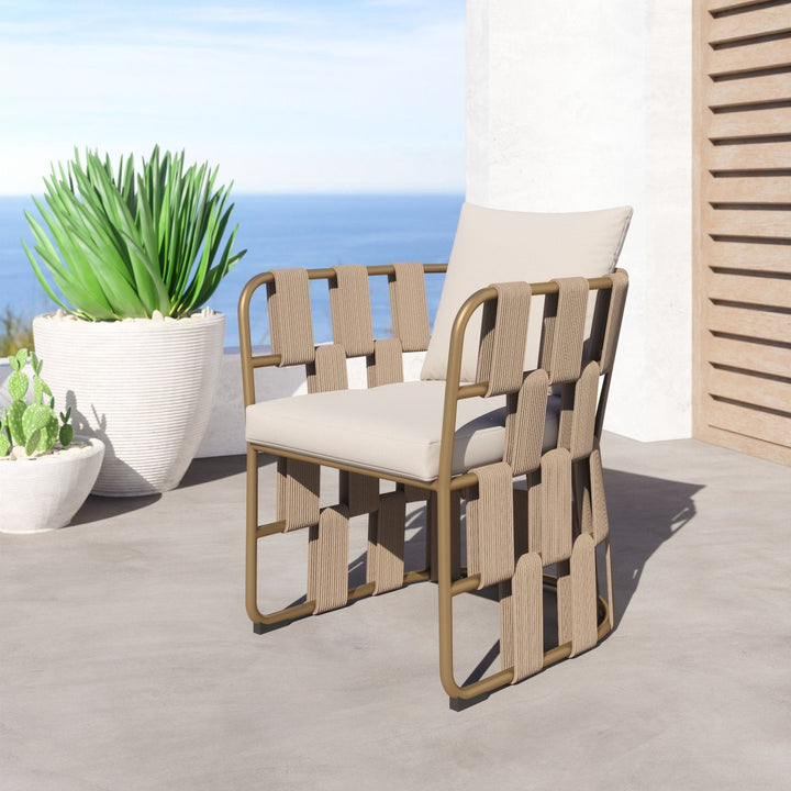 QUADRAT OUTDOOR DINING CHAIR