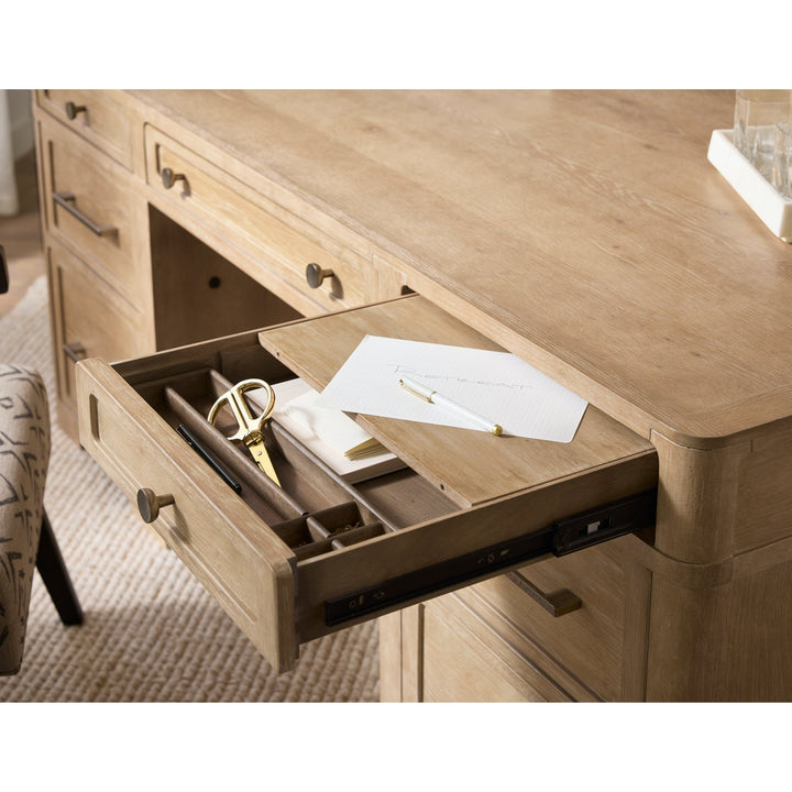 RETREAT EXECUTIVE DESK