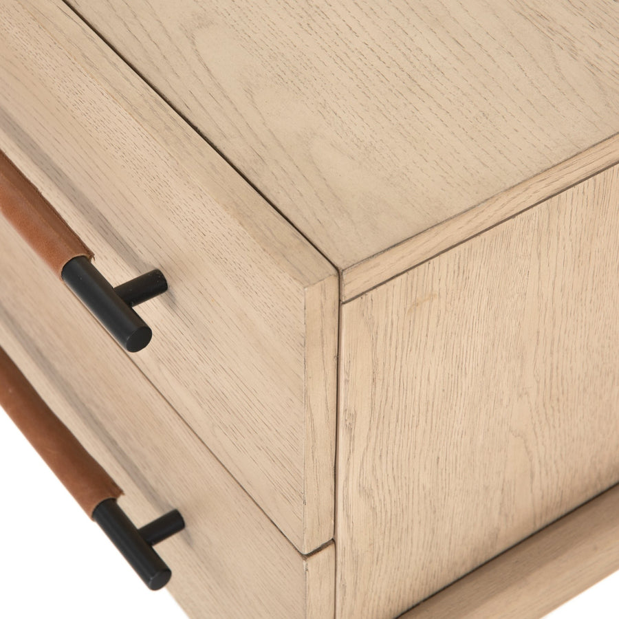 ROSEDALE NIGHTSTAND: YUCCA OAK