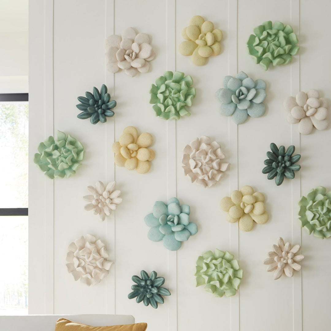 SUCCULENT WALL DECOR