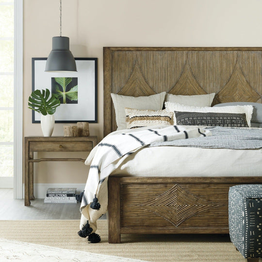 SUNDANCE PANEL BED