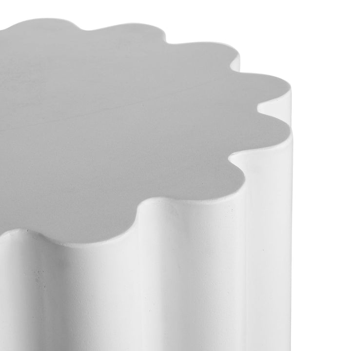 TAFFY CONCRETE STOOL: WHITE