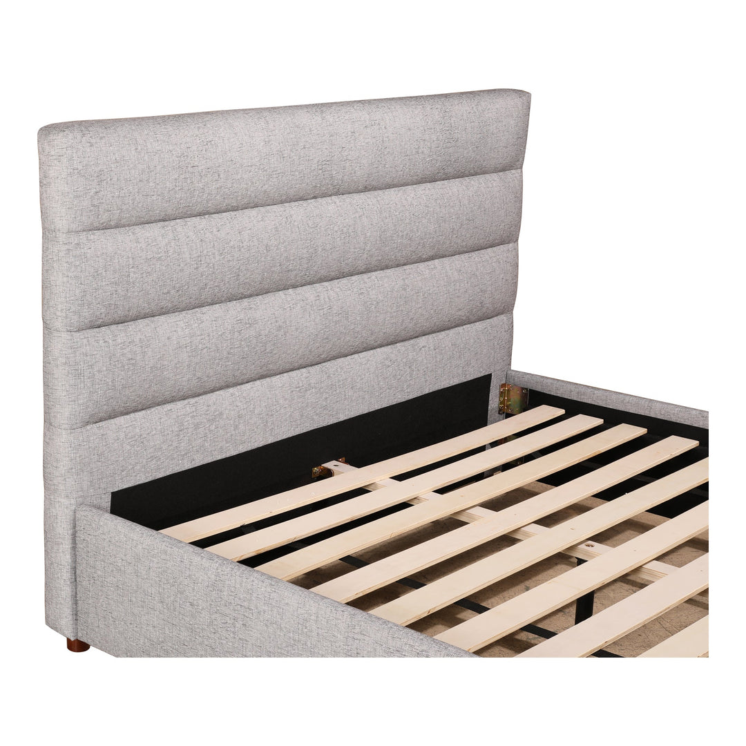 TAKIO LINEAR TUFTED PLATFORM BED