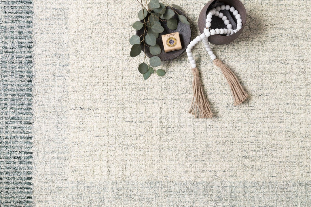 TONAL BORDERS TUFTED WOOL RUG