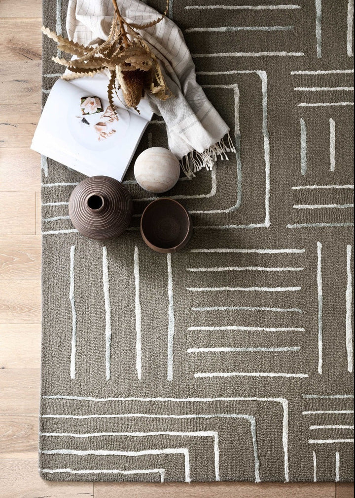 VERVE 02 WOOL + VISCOSE RUG: GREY, MIST