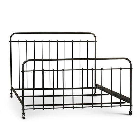 VINTAGE INDUSTRIAL ANTIQUE IRON BED
