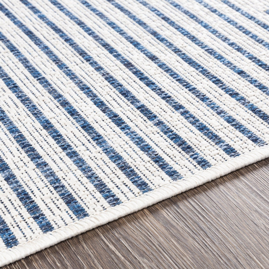 YOKI OUTDOOR RUG: BLUE + WHITE