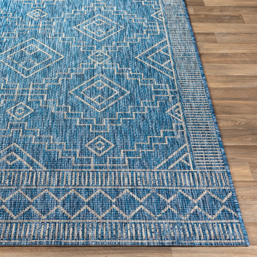 YONI OUTDOOR RUG: BLUE + WHITE