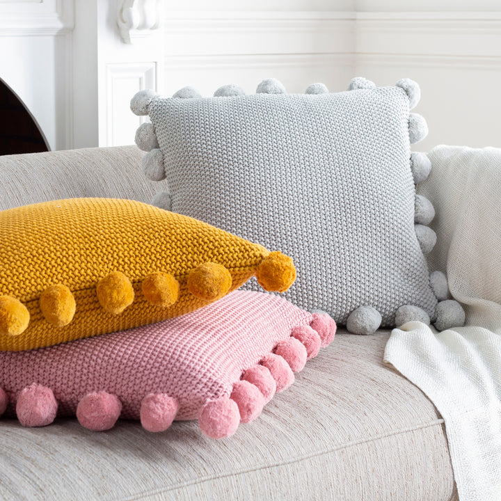 KNITTED COTTON POM PILLOW